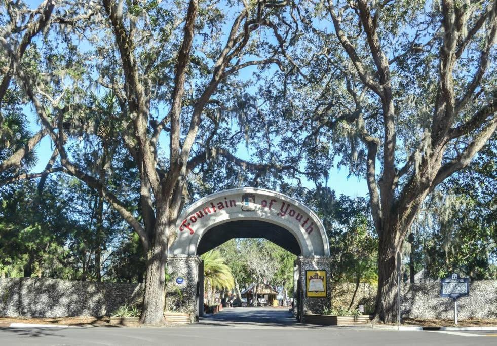 Romantic Escape In Downtown St Augustine セント・オーガスティン エクステリア 写真
